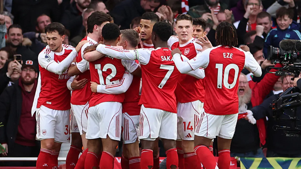 Londra derbilerinden kayıpsız çıkan Arsenal, liderliğini korudu! Londra derbilerinden kayıpsız çıkan Arsenal, liderliğini korudu!