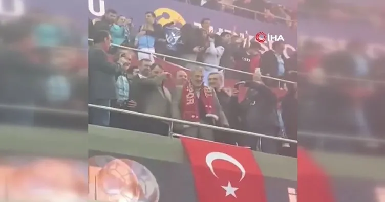 Trabzonsporlu Eski Hazine ve Maliye Bakanı Berat Albayrak’ın ’şampiyonluk’ gözyaşları