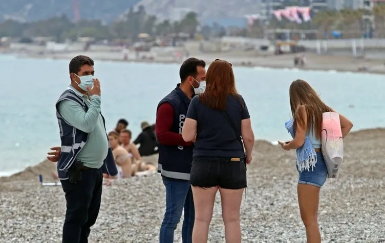 Antalya’da turistler böyle sorgulandı! İçişleri Bakanı Soylu uyarmıştı...