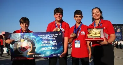 Görme engelli anne ile babası için yaptıkları robotik köpek TEKNOFEST’te birinciliği getirdi #kocaeli