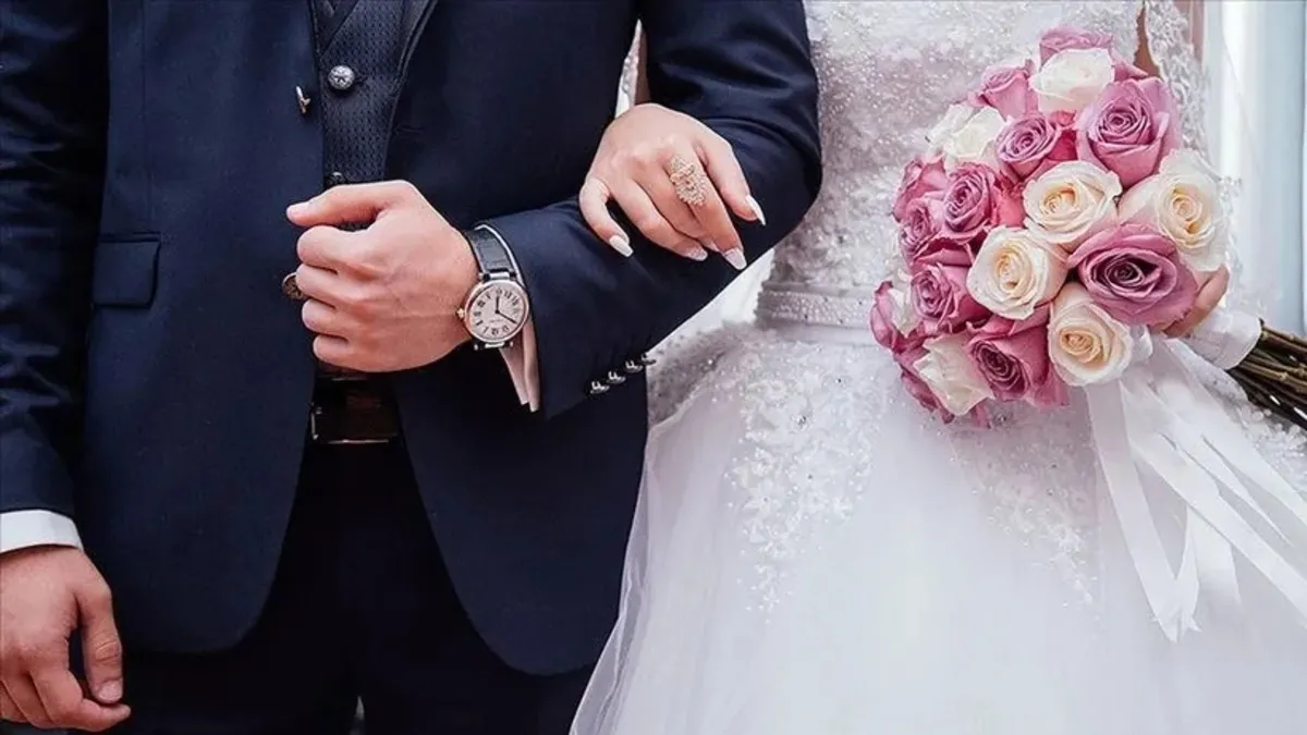 Evlilik yolundaki gençlere 250 bin TL! Bakan Göktaş açıkladı: 2,18 milyar TL'lik ödeme hesapta