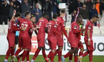 Son dakika haberi: Sivasspor 3 puanı 3 golle hanesine yazdı! Yiğidolar gruptan çıkmayı garantiledi...