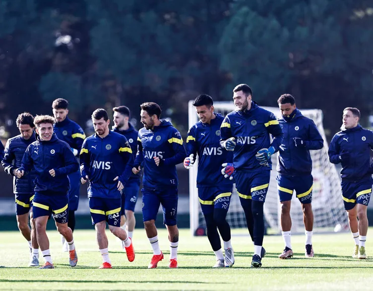 Son dakika transfer haberi: Galatasaray istedi Fenerbahçe devreye girdi! Yıldız oyuncu Süper Lig'e...