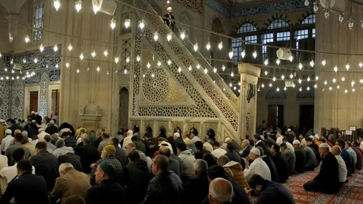 CUMA HUTBESİ 16 MAYIS 2025: Diyanet İşleri ile bugünkü Cuma Hutbesi konusu nedir?