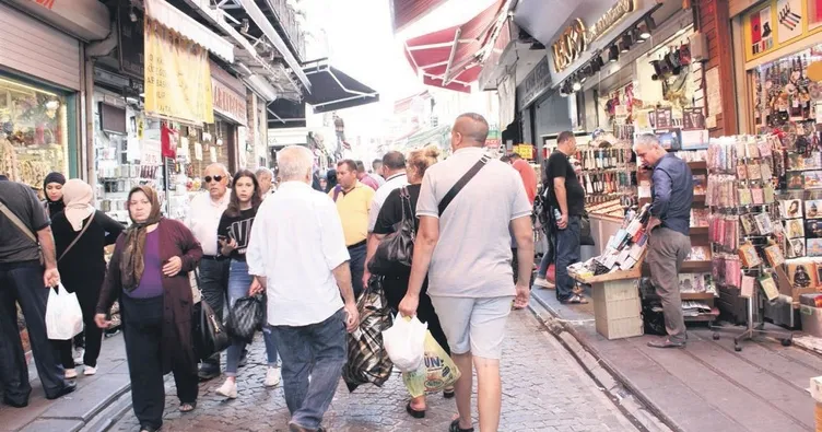 1 dakikada 1.600 başvuru