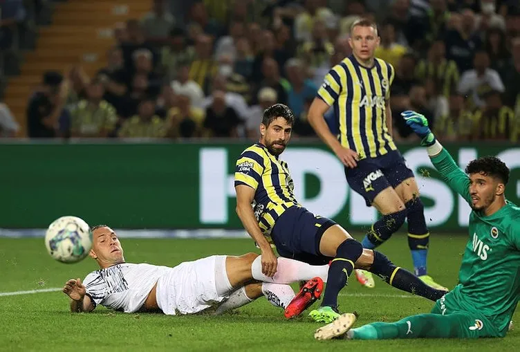 Son dakika Fenerbahçe transfer haberi: Jorge Jesus kendi transferini gönderiyor! O ismin üstünü çizdi...
