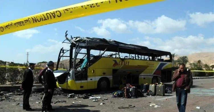 Mısır’da yolcu otobüsü kazası can aldı