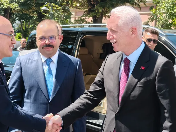 uluslararasi-ogrencilere-mobil-goc-kolayligi-hedef-1-milyon-uluslararasi-ogrenci-1786714180297.jpeg