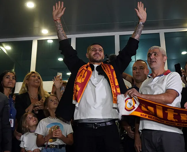 galatasarayda-mauro-icardi-donemi-boyle-gecti-1784186540288.jpeg