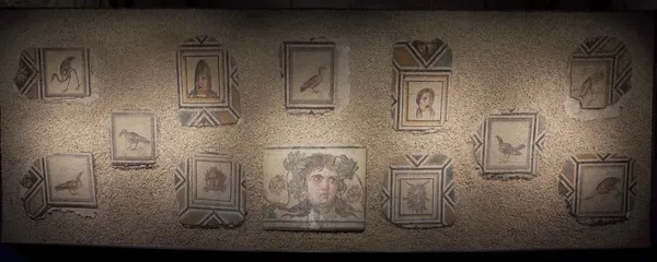 abdden-iade-edilen-zeugma-mozaik-paneli-evine-kavustu-bakan-ersoy-tarih-sayfalarindaki-bosluklari-dolduruyoruz-1784020329798.jpeg