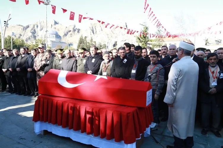 Tel Abyad şehidi teğmen Sinan Bilir, Tokat'ta son yolculuğa uğurlandı