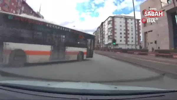 Halk otobüsü şoförünün trafik kurallarını hiçe saydığı anlar kamerada | Video