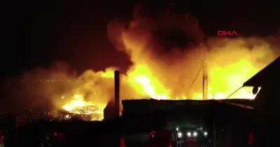 Kocaeli’de fabrika yangını... Olay yerinden son dakika görüntüleri kamerada!