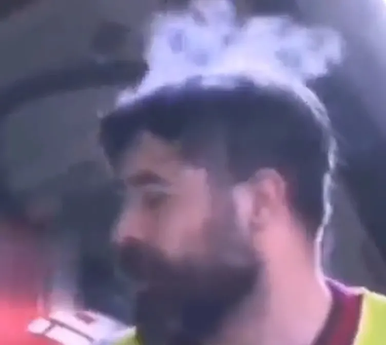 Deprem bölgesindeki kahramanın başından dumanlar yükseldi! İşte Türkiye’nin konuştuğu görüntü!