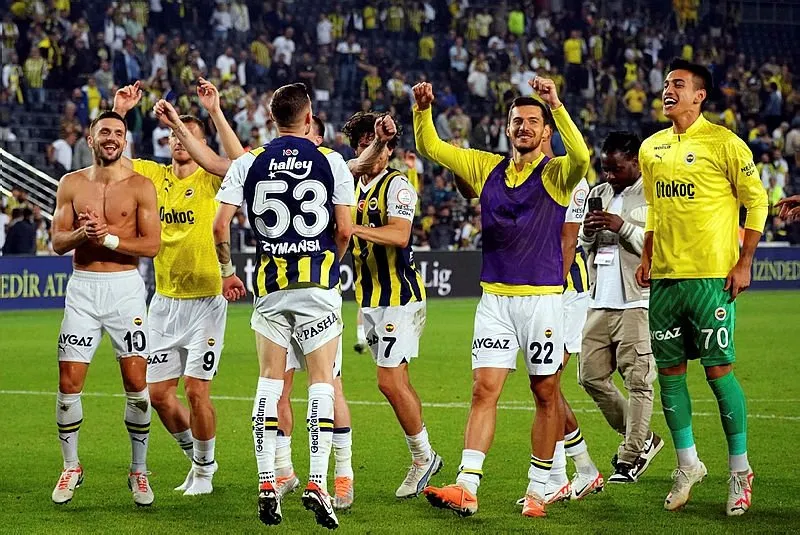 Fenerbahçe’s Dominant Victory over Başakşehir and Impressive Start to the Super League Season