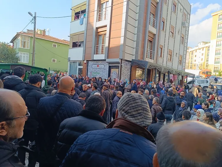 Pendik’te sevgilisi tarafından katledilmişti: Güllü Özcan gözyaşları ile uğurlandı!