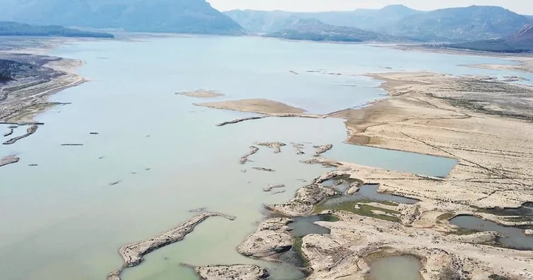 CHP’li belediyeler sınıfta kaldı: İşbilmezlik halkı susuz bıraktı!