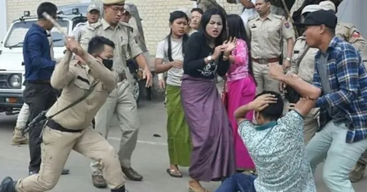 Hindistan’da linçe seyirci kalan polisler açığa alındı