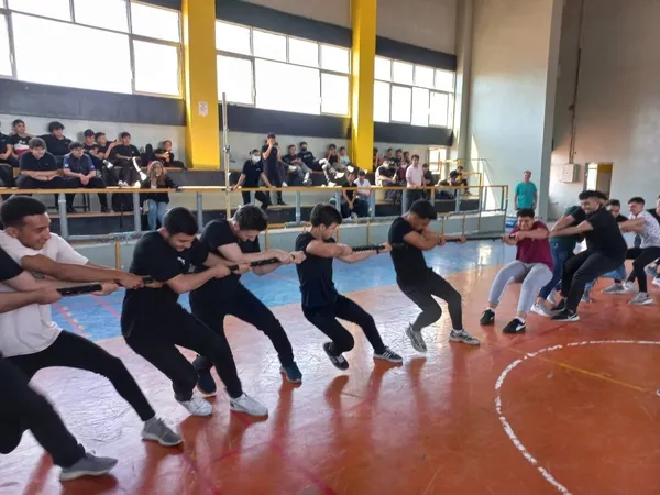 izmirde-geleneksel-genclik-gunleri-duzenlendi-1653053295307.jpg