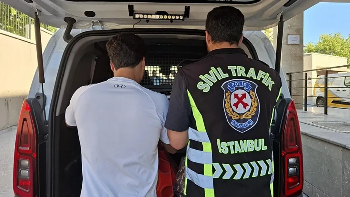 Aracından inen şoföre 180 bin TL ceza
