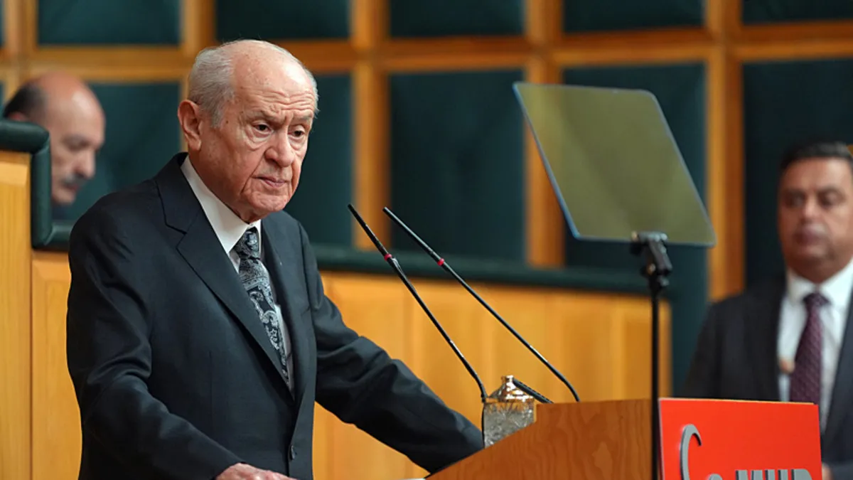 Devlet Bahçeli’nin isteğiyle A Milli Futbol Takımı için marş bestelendi! Devlet Bahçeli’nin isteğiyle A Milli Futbol Takımı için marş bestelendi!