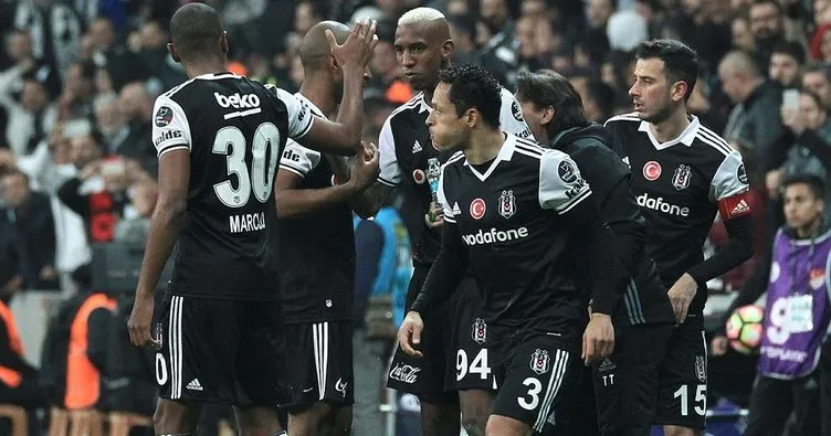 Rıdvan Dilmen: Her santrafor Beşiktaş’ta oynamak ister