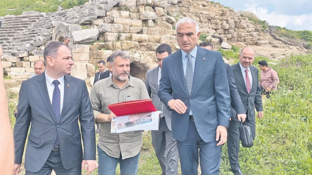 Mirasımıza el uzatan hesabını verecek Mirasımıza el uzatan hesabını verecek