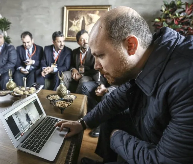 https www sabah com tr kultur sanat 2018 12 01 bilal erdogan aanin yilin fotograflari oylamasina katildi