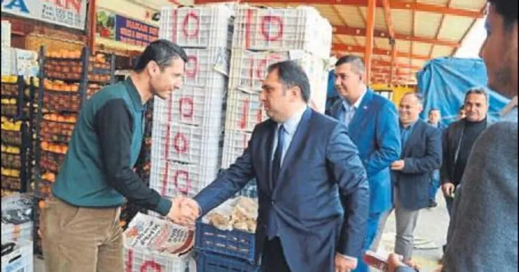 MHP ‘evet’ için ilçeleri geziyor