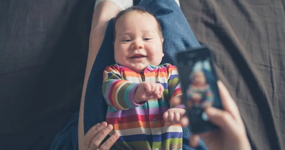 Cocugunuzun Fotografini Paylasirken Bir Kez Daha Dusunun Cocuk Haberleri