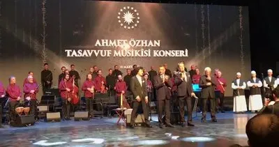 Ahmet Özhan Külliye’de kalplere dokundu!
