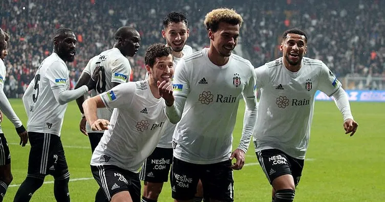 Beşiktaş, 2 isim için ısrarını sürdürüyor! 2 isme yeni sezon planlaması için yer verildi...