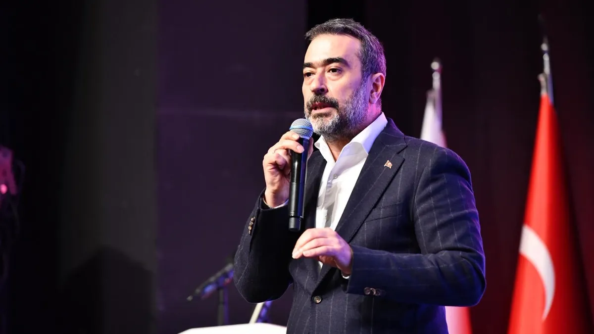 AK Partili Hakan Han Özcan’dan CHP’li Özgür Özel’e sert sözler: CHP şimdi sarhoş genel başkanı pohpohluyor! AK Partili Hakan Han Özcan’dan CHP’li Özgür Özel’e sert sözler: CHP şimdi sarhoş genel başkanı pohpohluyor!