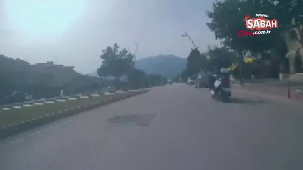 Motosiklet sürücüsünün hayatını kaybettiği feci kaza kask kamerasında | Video