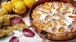 Kış mevsiminin vazgeçilmezi: Ayvalı kek tarifi…