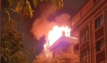 Çekmeköy’de 5 katlı binanın çatı katında yangın çıktı: İtfaiye ekipleri 1 kişiyi kurtardı