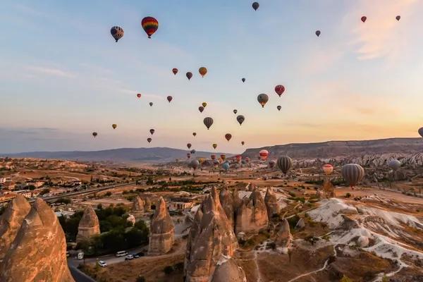 masal-diyari-kapadokyanin-ev-sahipliginde-nevsehir-kultur-yolu-basladi-1785575055788.jpeg