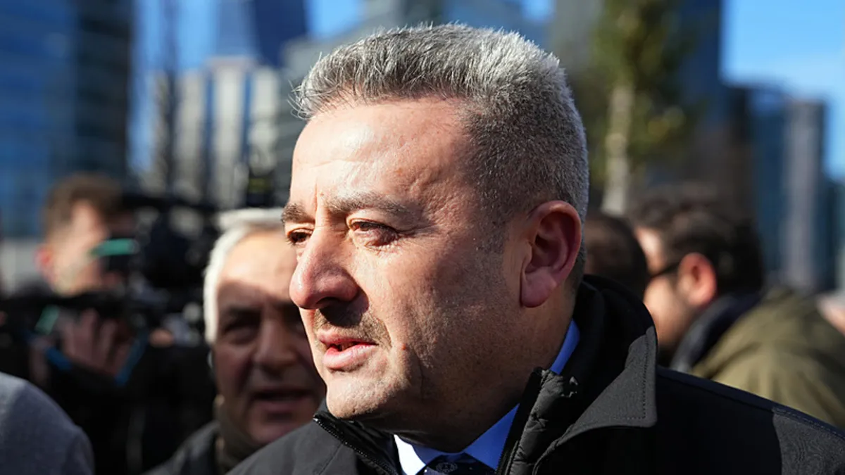 Galatasaray’da İbrahim Hatipoğlu’ndan gelir vurgusu! Galatasaray’da İbrahim Hatipoğlu’ndan gelir vurgusu!