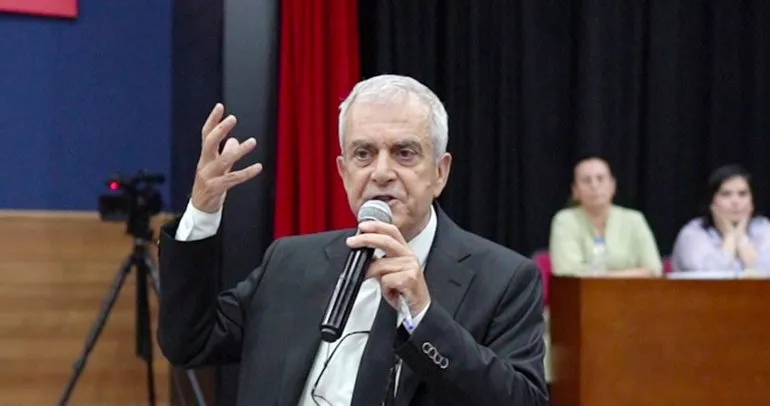 Aliağa’da CHP’li meclis üyesinden büyük gaf! Cemil Tugay’a “Cemil Bayık” dedi
