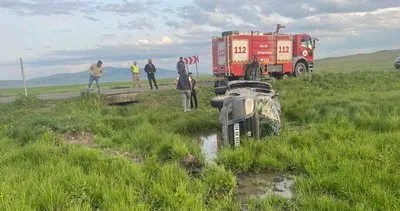 Kars’ta hafif ticari araç şarampole devrildi: 5 yaralı #kars