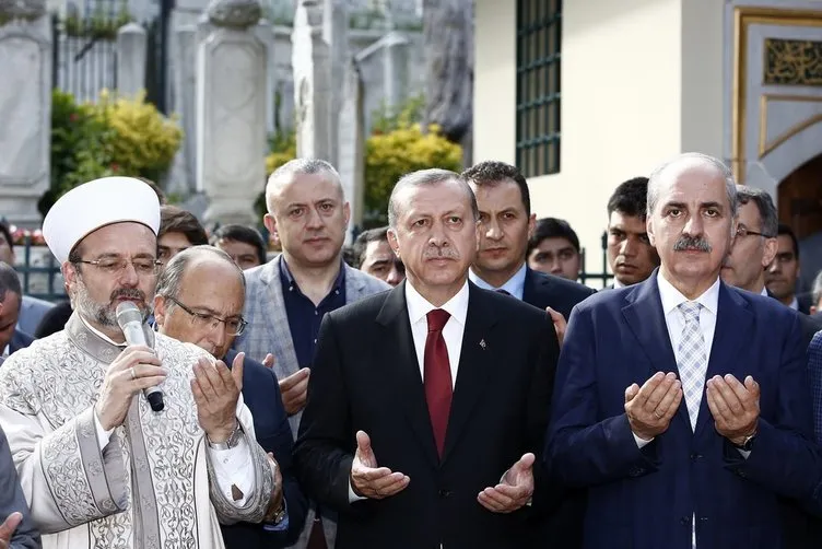 Cumhurbaşkanı Erdoğan, Eyüp Sultan Türbesi’nin restorasyondan sonraki açılışına katıldı
