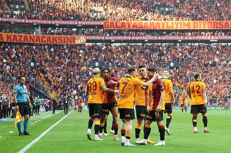 Son dakika Galatasaray transfer haberleri: Galatasaray’dan flaş golcü hamlesi! Fenerbahçe de devrede...