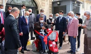 Engellilere çifte bayram yaşattı