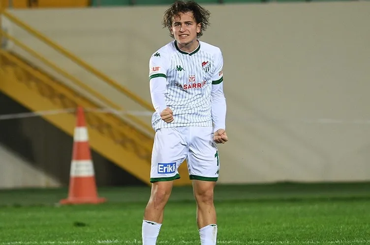 Ali Akman R Bursasporlu Ali Akman ve Batuhan Kör'den transfer açıklaması! - Galeri ...