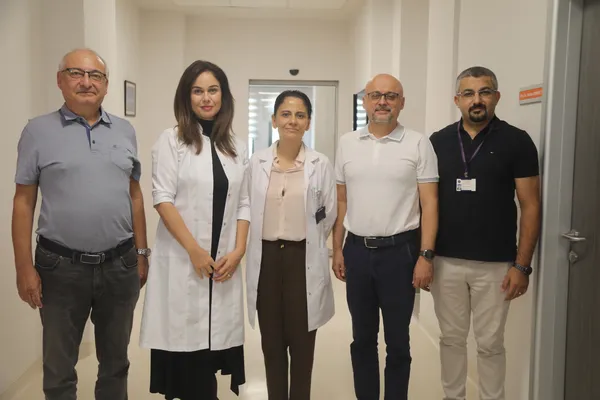guzellik-ugruna-hayati-karardi-uzmanlar-uyardi-o-madde-dunyadaki-en-guclu-zehir-1792067660316.jpg