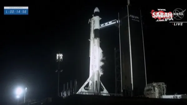 NASA, SpaceX roketi ile 4 astronotu uzaya fırlattı | Video