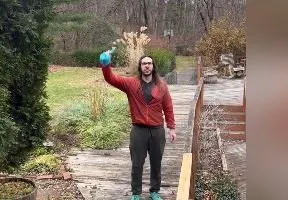 Sosyal medyada olay oldu: 127 bin TL'yi tek seferde yiyen o köpek! Sahipleri dışkısından tek tek banknotları...