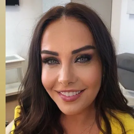 Meral Zeren ve Bülent Kayabaş’ın minik partneriydi... Şimdilerin yıldız ismini tanıdınız mı?