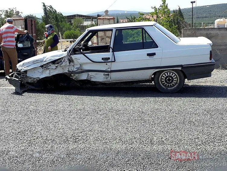Akhisar’da feci kaza: 2 ölü, 8 yaralı