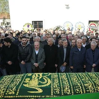 Oğuz Çetin’in acı günü Baba Çetin toprağa verildi